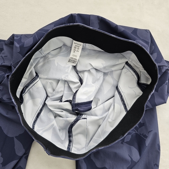 Spanx Sunshine Kick Flare Pant Floret Navy Size Small - Picture 7 of 13